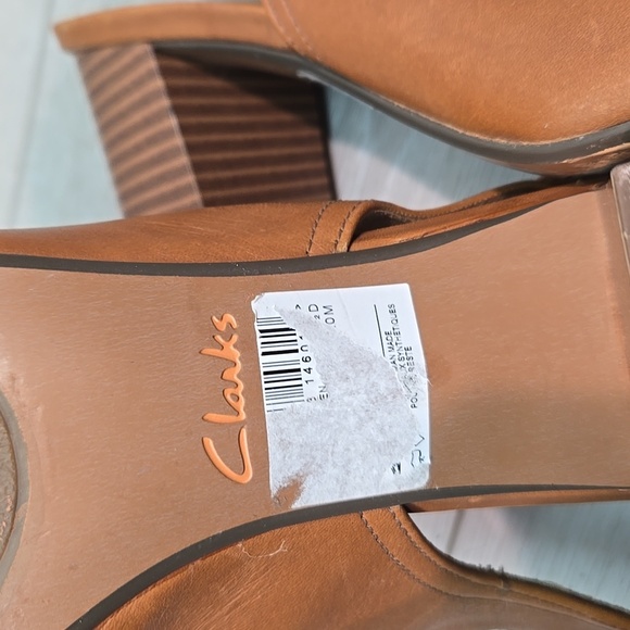 Clarks Collection  Women's Soft Cushion Peep Toe Heels Shoes Sz 10M - Picture 10 of 12